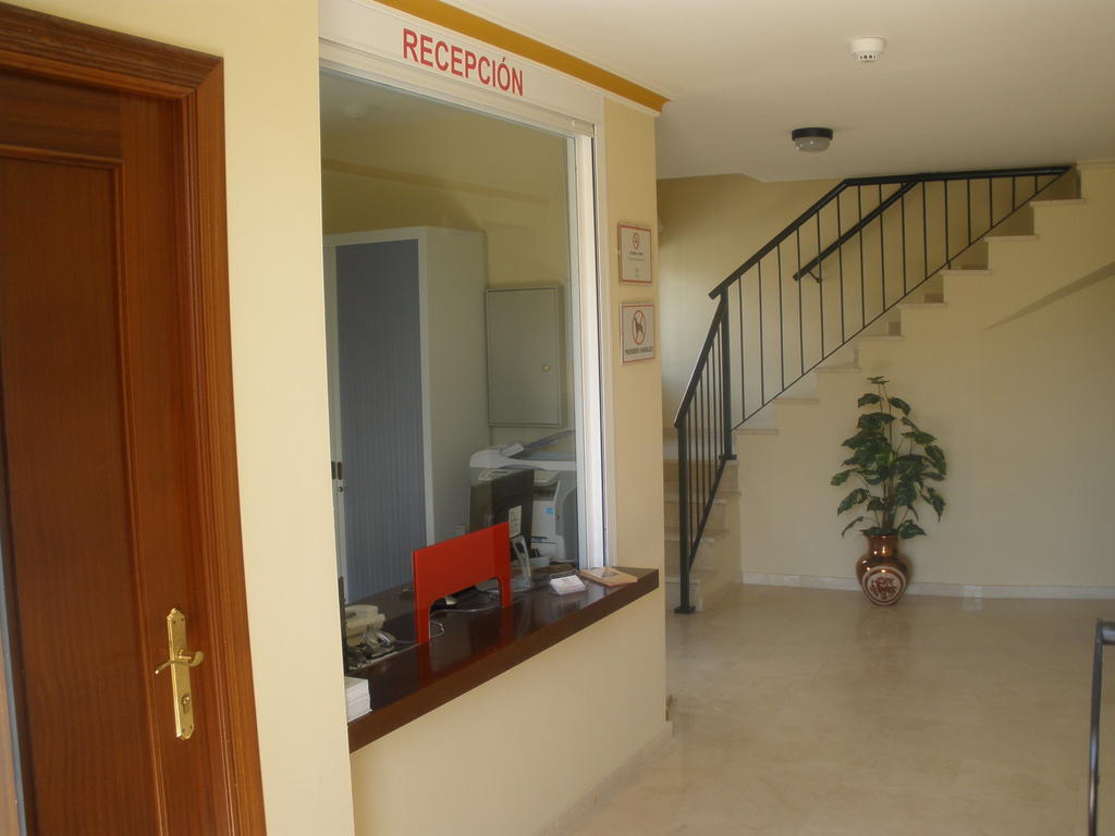 Apartamentos Turisticos Los Girasoles เอสปาร์ตินาส ภายนอก รูปภาพ